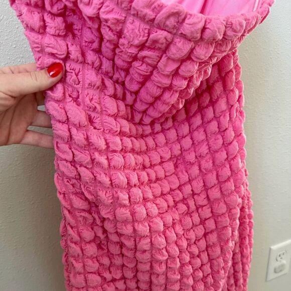 WOMENS LE LIS BUBBLE GUM DRESS SZ MEDIUM - Picture 2 of 3